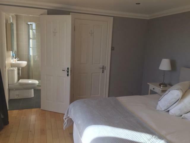 Strandview Beach Apartment Ballycastle Bagian luar foto
